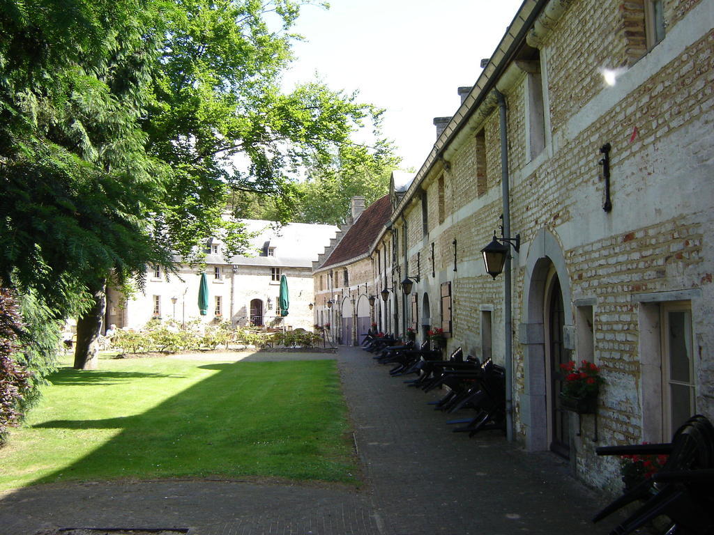 팔켄뷔르흐안더횔 Kasteel Schaloen 빌라 외부 사진